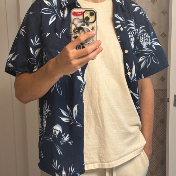 light ralph lauren shirt with white pineapples prints - Picture 6 of 6